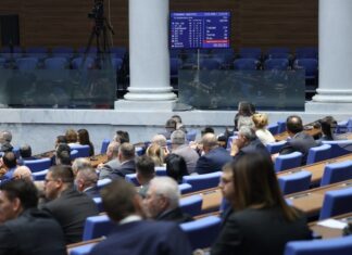 Парламентът одобри окончателно законови промени, разширяващи материалния обхват на представителните искове за защита на колективните интереси на потребителите