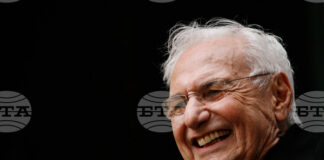 Планът за концертна зала в Уимбълдън остава в сила въпреки смъртта на архитекта Франк Гери