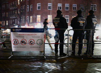 Полицията разследва възможен политически мотив за пожара в еврейската болница в Берлин