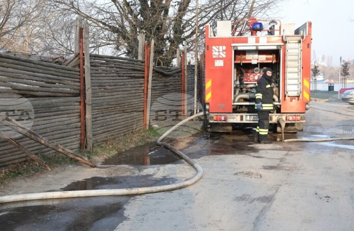 Потушени са общо 54 пожара през изминалото денонощие, загинали са Потушени са общо 54 пожара през изминалото денонощие, загинали са двама души