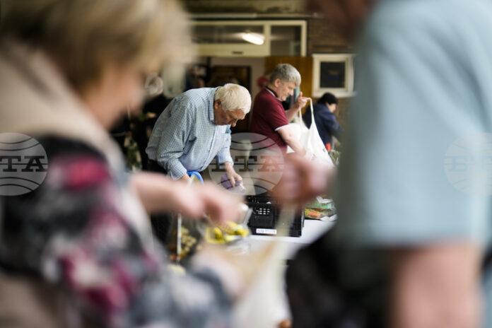 Повечето германци се чувстват обременени от високите цени на храните, Повечето германци се чувстват обременени от високите цени на храните, отчита проучване