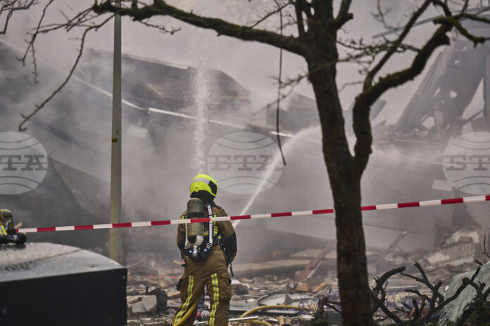 Пожар в новогодишната нощ изпепели голяма църква в центъра на Амстердам