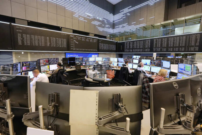 Предимно с растеж приключи днешната търговия на европейските борси