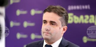 Предлагаме 100% машинно гласуване, управляващите може би са се разбрали за по-съществени промени в Изборния кодекс, заявиха от "Да, България"