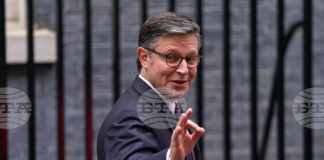 Председателят на Камарата на представителите Джонсън: Великобритания и САЩ могат да преодолеят различията си