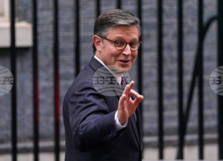 Председателят на Камарата на представителите Джонсън: Великобритания и САЩ могат да преодолеят различията си