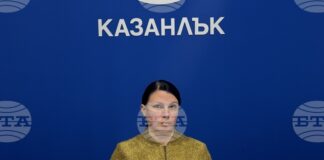 Представяне на списание ЛИК „Читалищата в минало и бъдеще време“
                                                                                                За да имаме държава, трябва да имаме и читалища, които да пазят културната памет, каза председателят на НЧ "Искра - 1860" в Казанлък Теодора Иванова