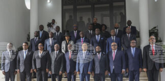 Преходният съвет на Хаити гласува за отстраняване на премиера