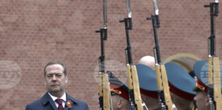 През 2025 г. над 422 000 души са подписали договори с руската армия, което е спад спрямо предходната година