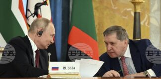 Путин е отворен за идеята за среща със Зеленски, ако тя се състои в Москва, обяви Кремъл