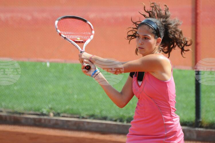 Шиникова се класира за финала на турнир по тенис в Египет