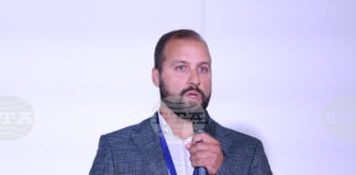 Сметосъбирането в "Люлин" е добро, отпадъците се извозват, заяви кметът на столичния район Георги Тодоров