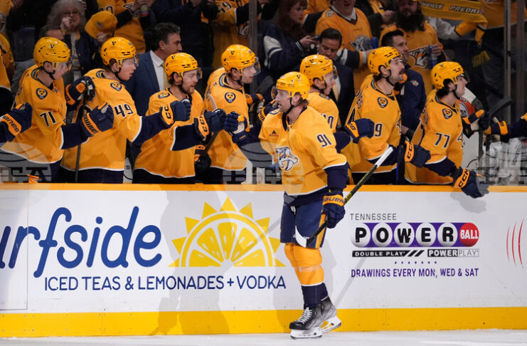 Стивън Стамкос отбеляза хеттрик за победа на Нешвил Предатърс срещу Отава Сенатърс в НХЛ