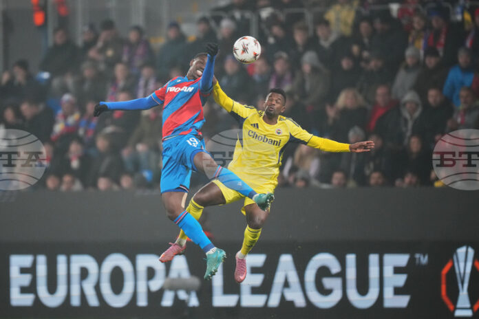 Тедеско обясни защо Фенербахче загуби от Астън Вила