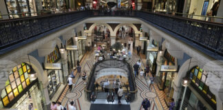 Темпът на покачване на потребителските цени в Австралия се забавя през ноември, но основната инфлация остава стабилна