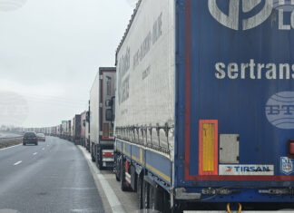 Трафикът на ГКПП „Капитан Андреево“ е интензивен, съобщават от "Гранична полиция"