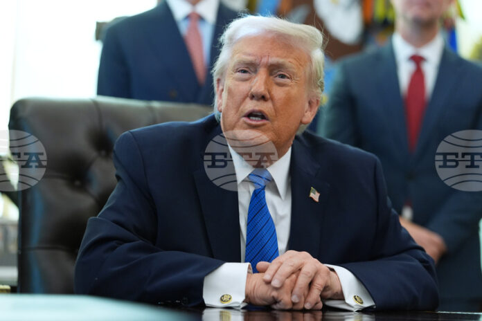 Тръмп подписа указ за състезание от сериите "Индикар" по улиците Тръмп подписа указ за състезание от сериите "Индикар" по улиците на Вашингтон по случай 250 г. САЩ