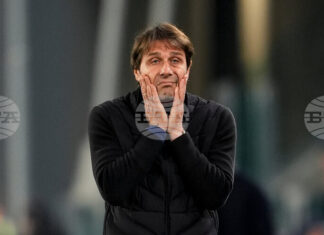 Треньорът на Наполи Антонио Конте предупреди, че извънредната ситуация в тима няма да приключи скоро Треньорът на Наполи Антонио Конте предупреди, че извънредната ситуация в тима няма да приключи скоро