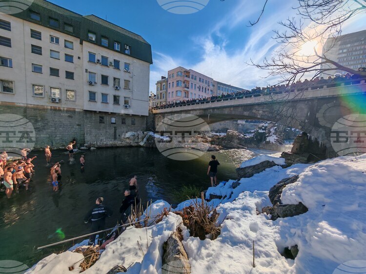 В Габрово богоявленският кръст ще бъде хвърлен в реката Янтра