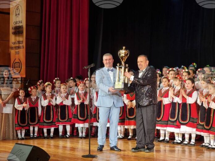 В Севлиево беше връчена наградата „Читалище на годината 2025“ В Севлиево беше връчена наградата „Читалище на годината 2025“