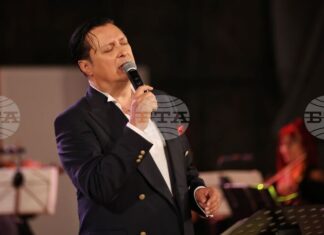 Васил Петров ще представи концерта Rock Swings пред старозагорска публика