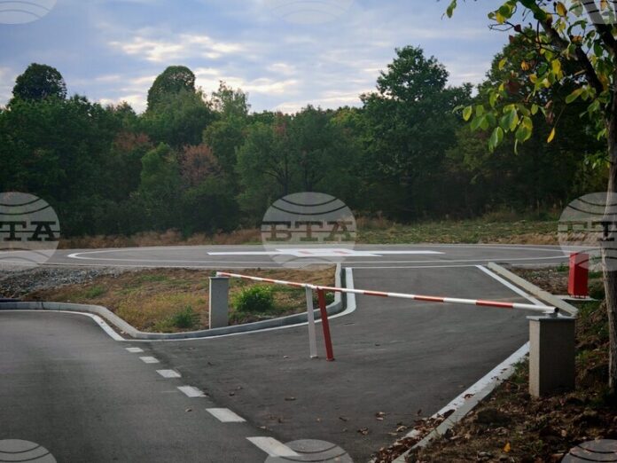 Вицепремиерът Гроздан Караджов ще открие болнично вертолетно летище в Габрово Вицепремиерът Гроздан Караджов ще открие болнично вертолетно летище в Габрово на 15 януари
