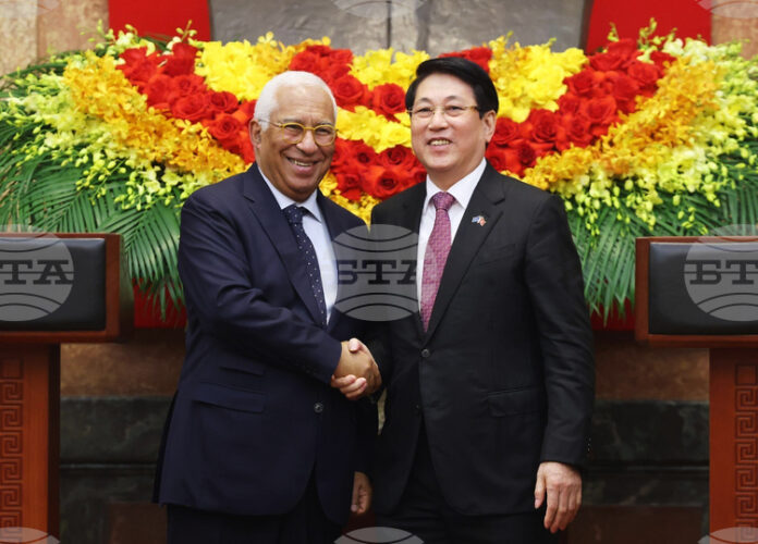 Виетнам и ЕС засилват партньорството си, докато американските мита преобразуват Виетнам и ЕС засилват партньорството си, докато американските мита преобразуват световната търговия