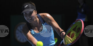 Виктория Томова стартира с победа в квалификациите на Откритото първенство на Австралия по тенис