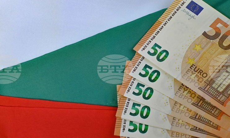 Влизането на България в еврозоната е нов неуспех за Москва, пише сп. "Форин полиси"