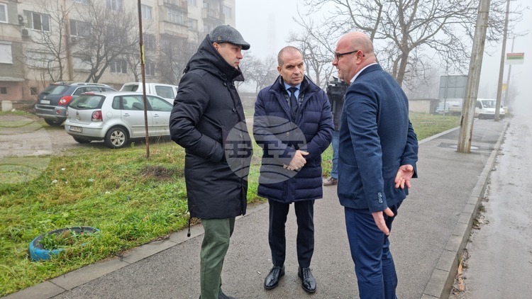 Вицепремиерът и временно управляващ транспорта и съобщенията Гроздан Караджов посети