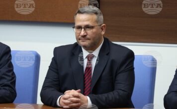 Христанов: Където и да проверяваме в Министерството на земеделието, виждаме надписване служебният министър на земеделието и храните Иван Христанов