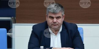 На снимката: началникът на отдел „Криминална полиция“ Ангел Папалезов