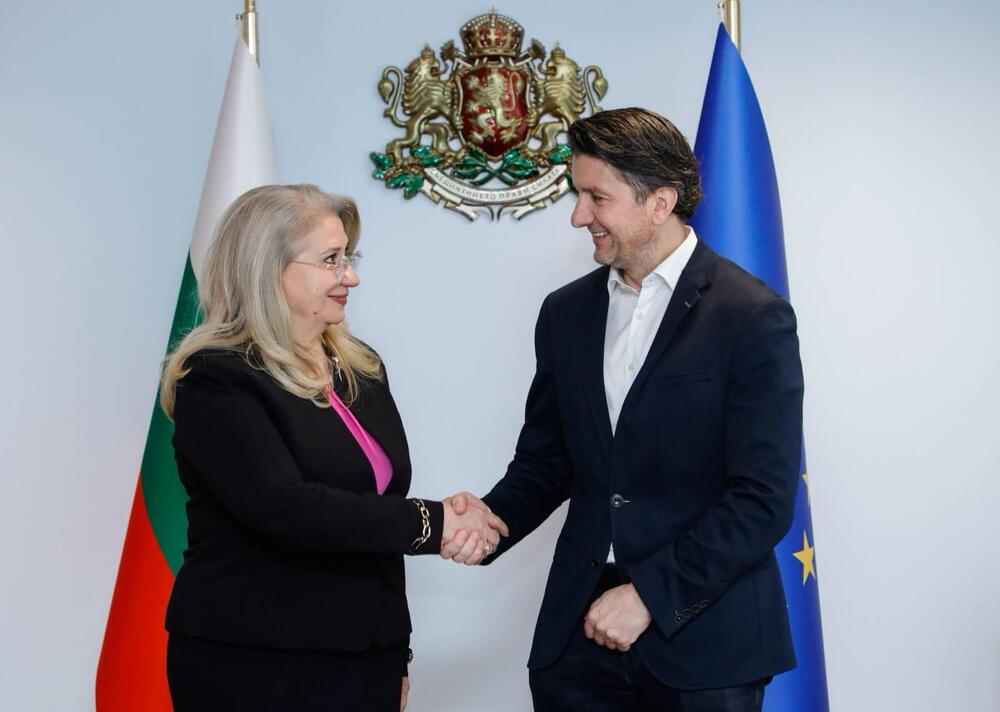 Мирослав Боршош официално предаде ръководството на Министерството на туризма на новоназначения служебен ресорен министър Ирена Георгиева.