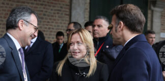 Лидерите на Германия, Италия и Франция по време на срещата на върха на ЕС в Алден Бизен в Белгия на 12 февруари