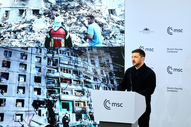 Украинският президент Володимир Зеленски днес изрази надежда че мирните преговори