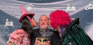 Актьорът Майкъл Кийтън получи наградата „Бухнал пудинг“ за Мъж на годината