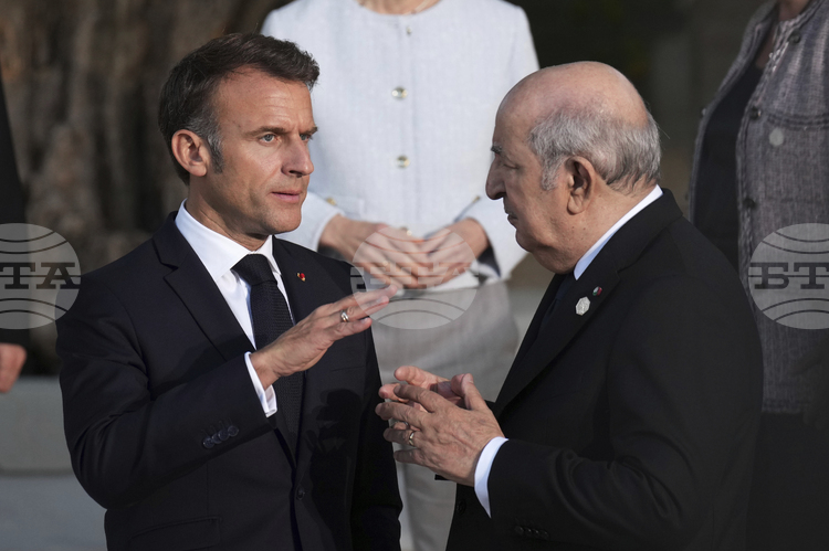 Президентът на Алжир Абделмаджид Тебун се срещна с френския министър