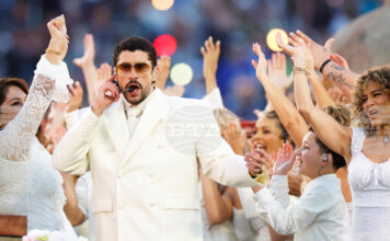 Бед Бъни се изкачи на върха на германските музикални класации след шоуто на Супербоул