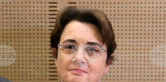 Бившата директорка на Лувъра има нова мисия, поверена й от Елисейския дворец, съобщават френски издания