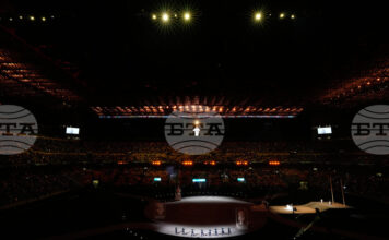 Церемонията по откриването на Зимните олимпийски игри започна в Италия