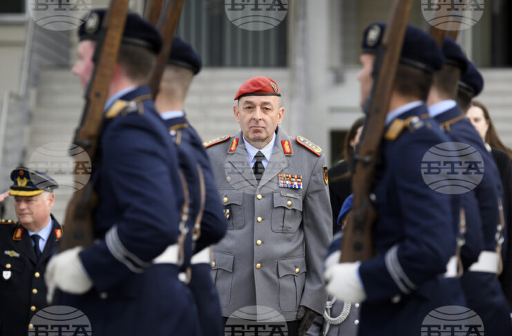 Генералният инспектор на германските въоръжени сили ген. Карстен Бройер