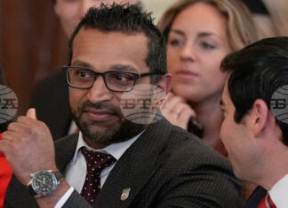 Директорът на ФБР Каш Пател защити олимпийското празненство с бира по време на пътуването си в Италия