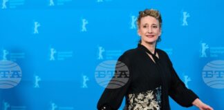 Директорът на „Берлинале” Триша Тътъл отхвърли обвиненията в цензура, отправени от кинодейци в отворено писмо