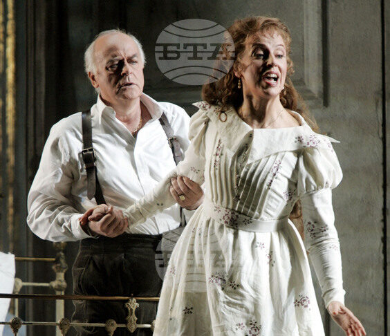 Диригентът е този, който трябва да се приспособи към певеца, казва Жозе ван Дам, отказал роли дори при покана от Караян