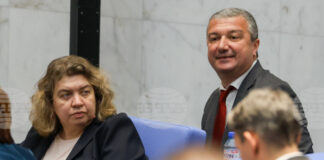 Драгомир Стойнев е освободен като председател на ПГ "БСП-Обединена левица", сменя го Наталия Киселова