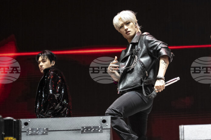 Джей Коул оглави класацията на "Билборд" за албуми