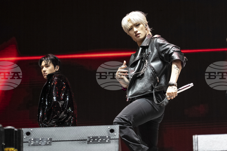 Рапърът от САЩ Джей Коул за седми пореден път заема