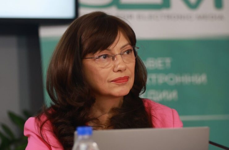 Милена Милотинова