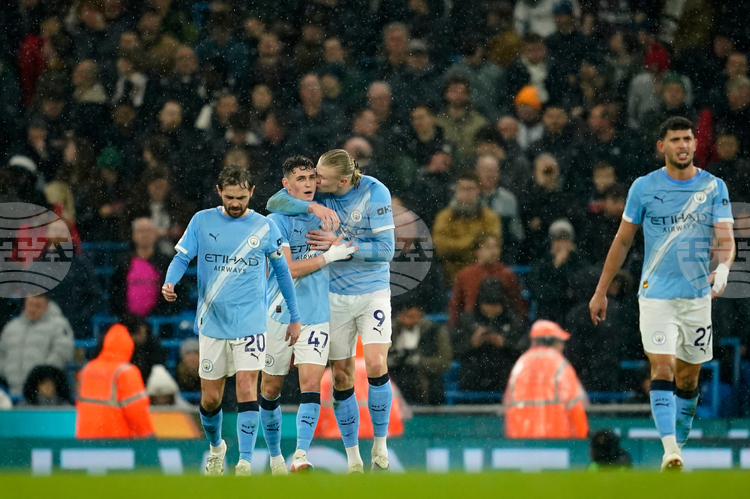 Полузащитникът Джеймс Милнър изравни рекорда за най много мачове във