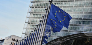 ЕС включи островите Търкс и Кайкос и Виетнам в европейския черен списък на данъчните убежища